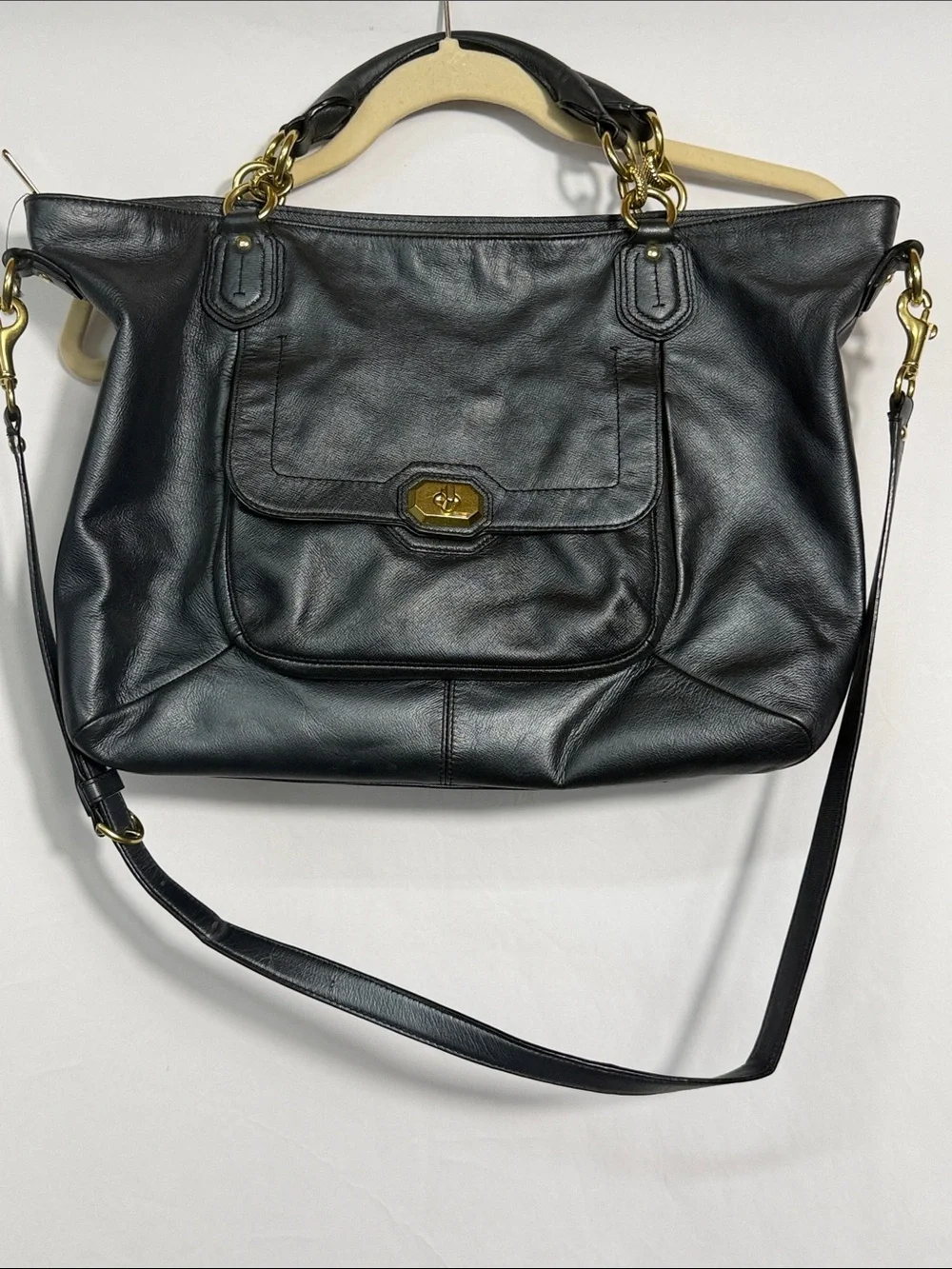 Coach Black Leather Turnlock Gold Chain Tote F21945 Crossbody Strap